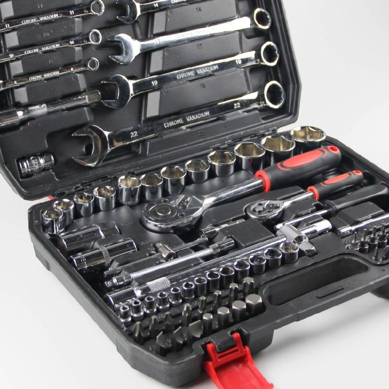 82PCS Cr-V Hand Tool Set Rubber Material Socket Set Ratchet Wrench