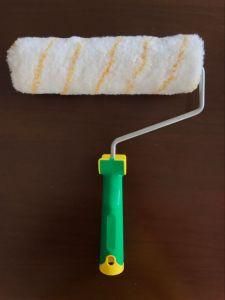 Paint Roller Brush Plastic Handle with Polyester Material