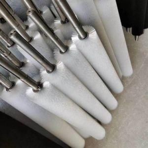 China Black/White Nylon Roller Spiral Brush Roller for Cleaning Glass