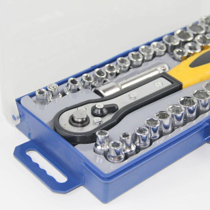 Drive Socket Set with 72 Tooth Reversible Ratchet