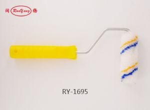 Small Roller Brush with Polyester Fiber and Plastic Handle for Painting