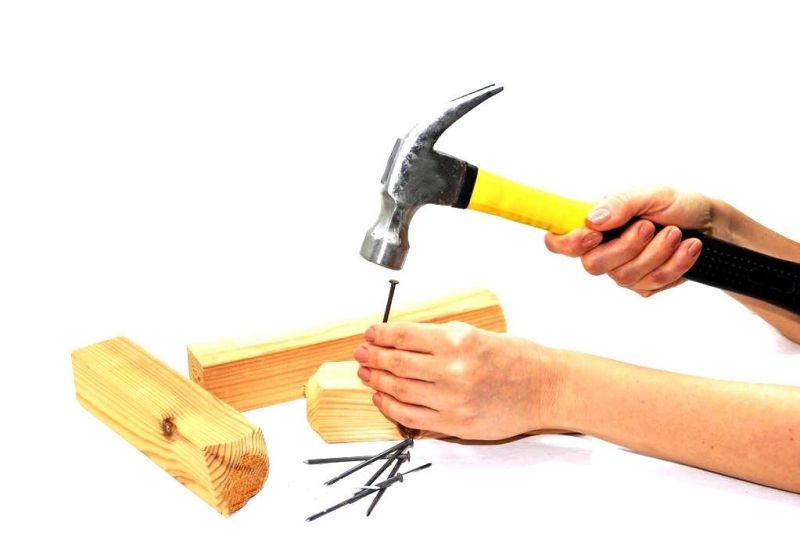 Wooden Handle Claw Hammer Fiberglass Handle Hammer in Guangzhou