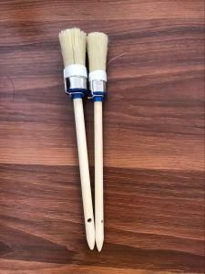 White PP Filaments Round Brush with Long Wooden Handle